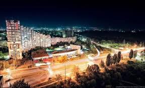 Pe lângă multe locuri şi clădiri din Capitală trecem zilnic fără măcar să bănuim că în spatele lor se ascund istorii de-a dreptul uimitoare.