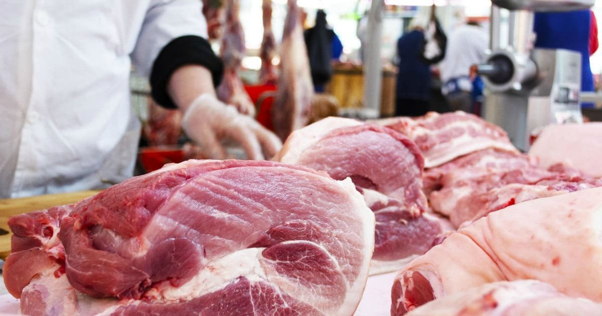 В Румынии ожидают роста цен на продукты к праздникам: свинина подорожает вдвое.
