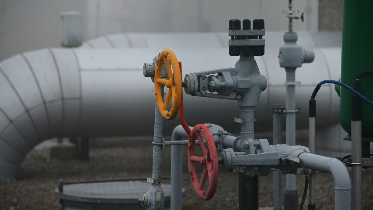 «Газпром»: Запасы газа в хранилищах Европы упали ниже 60%.
