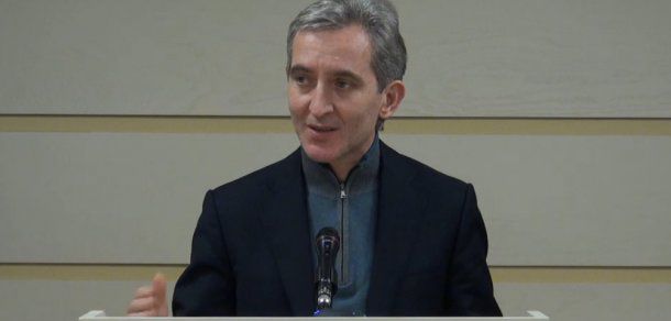 Iurie Leancă i-a cerut președintelui de onoare al PD, Dumitru Diacov, să se abțină de la discuții. Foto: deschide.md