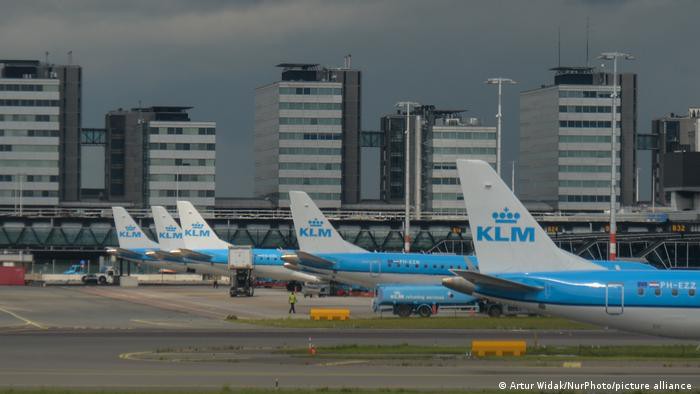 Голландская авиакомпания KLM прекращает полеты в Киев.