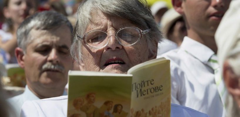 În Rusia există mai mult de 170.000 de Martori a lui Iehova.