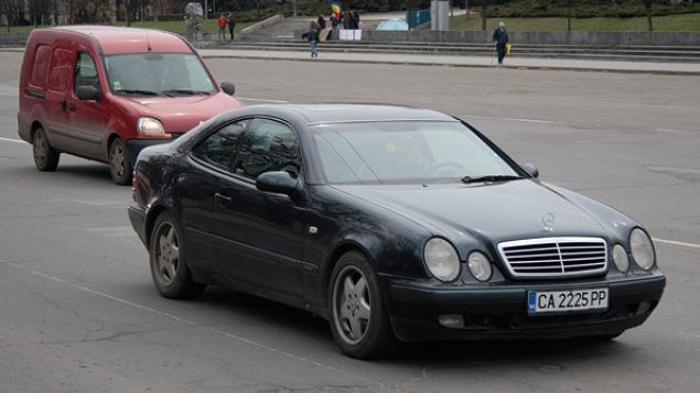 Сначала года почти 13 тысяч автомобилей с иностранными номерами были расторможены со скидкой в 70%. Фото: bizlaw.md