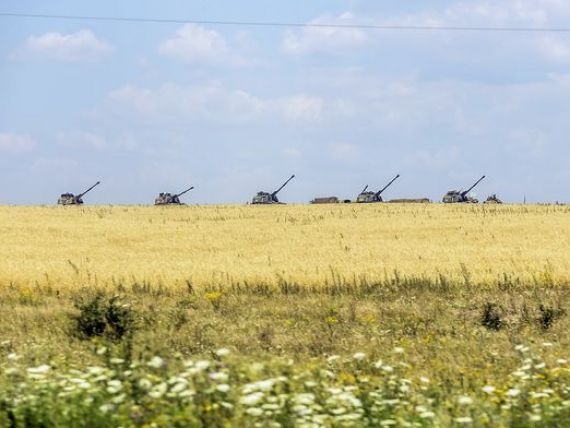 "Ei (autoritatile ucrainene - n.r.) si-au retras sistemul bancar, au decis incetarea activitatii", a subliniat liderul prorus.