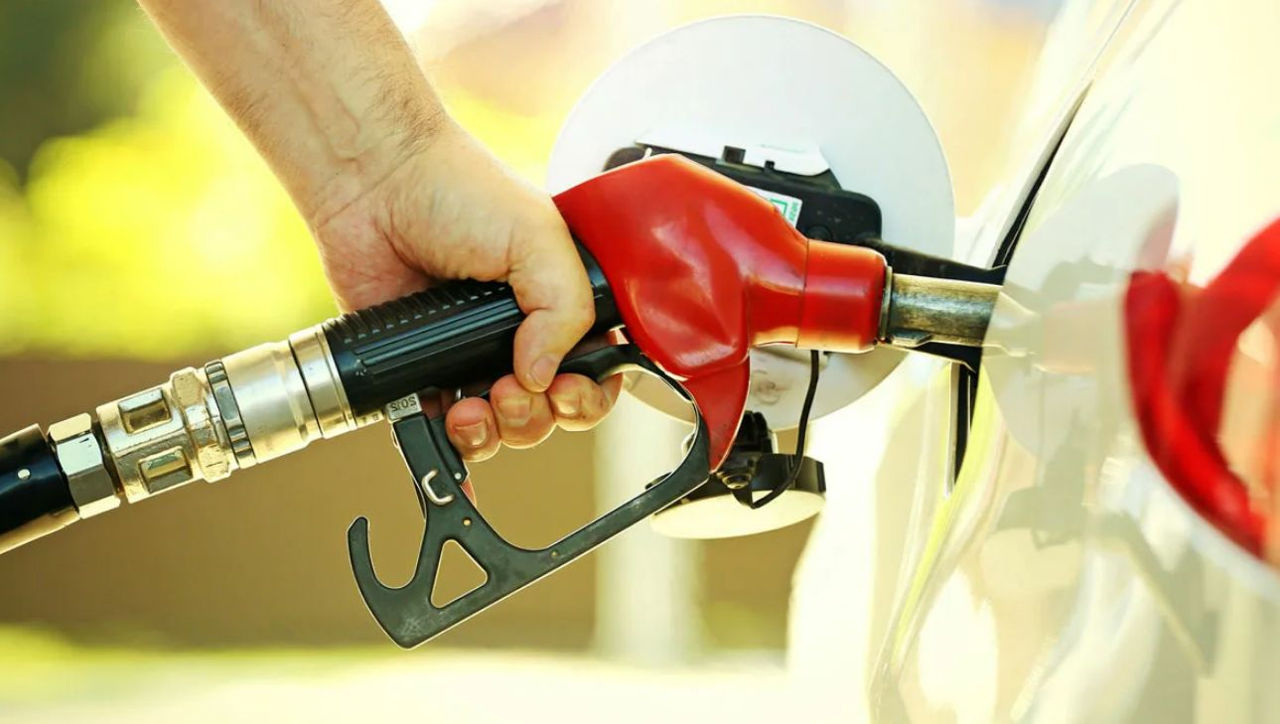 Минэнерго США: Цена на бензин будет расти еще несколько недель.