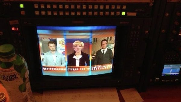 Это не единичный случай, когда журналистов этого телеканала не пустили в страну.