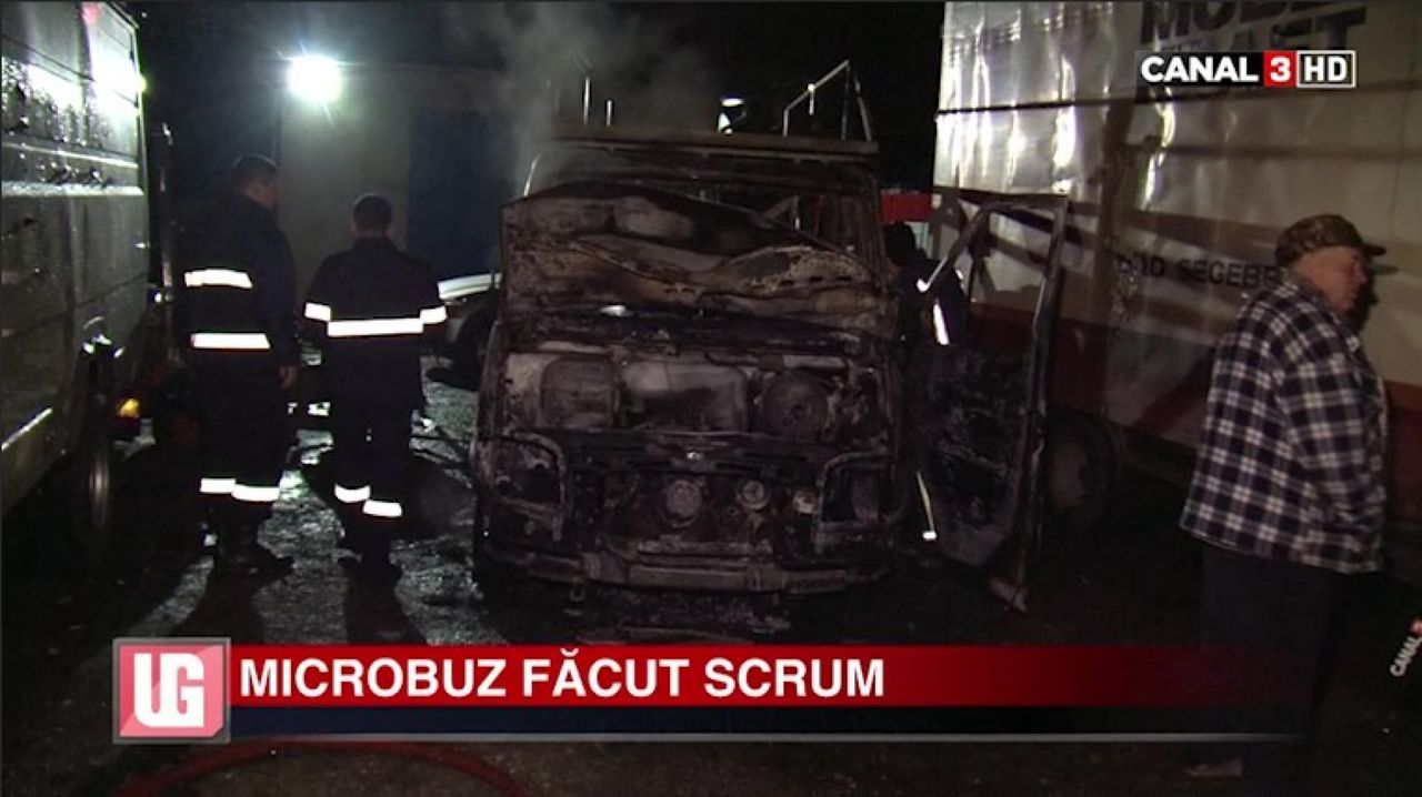 Mașina unui bărbat, mistuită de flăcări la numai o zi după achiziție. Foto simbol: Ziarul Clujean