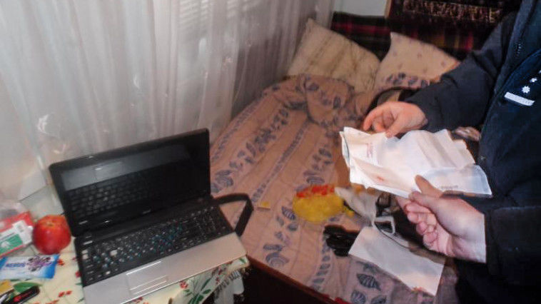 Un tânăr din Briceni, reținut după ce a falsificat mai multe procuri auto. Foto: border.gov.md