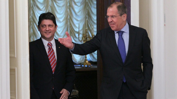 Titus Corlăţean, a declarat, la Moscova, că Rusia trebuie să-şi respecte angajamentele asumate la summitul OSCE de la Istanbul, din 1999, privind retragerea trupelor ruse din stînga Nistrului. 