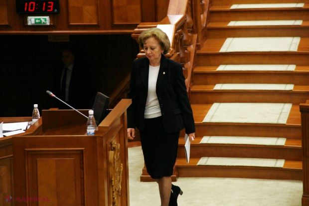 Fostul premier comunist, actual candidat socialist la funcția de primar al Chișinăului, Zinaida Greceanîi, nu o duce deloc rău.