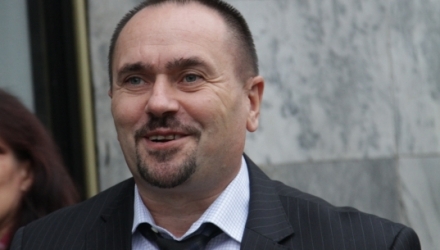 Motivul pentru care Valeriu Zubco a mers la un asemenea pas devine evident, reieșind din faptul că procurorul nu poate fi demis din funcție atât timp cât este suspendat.