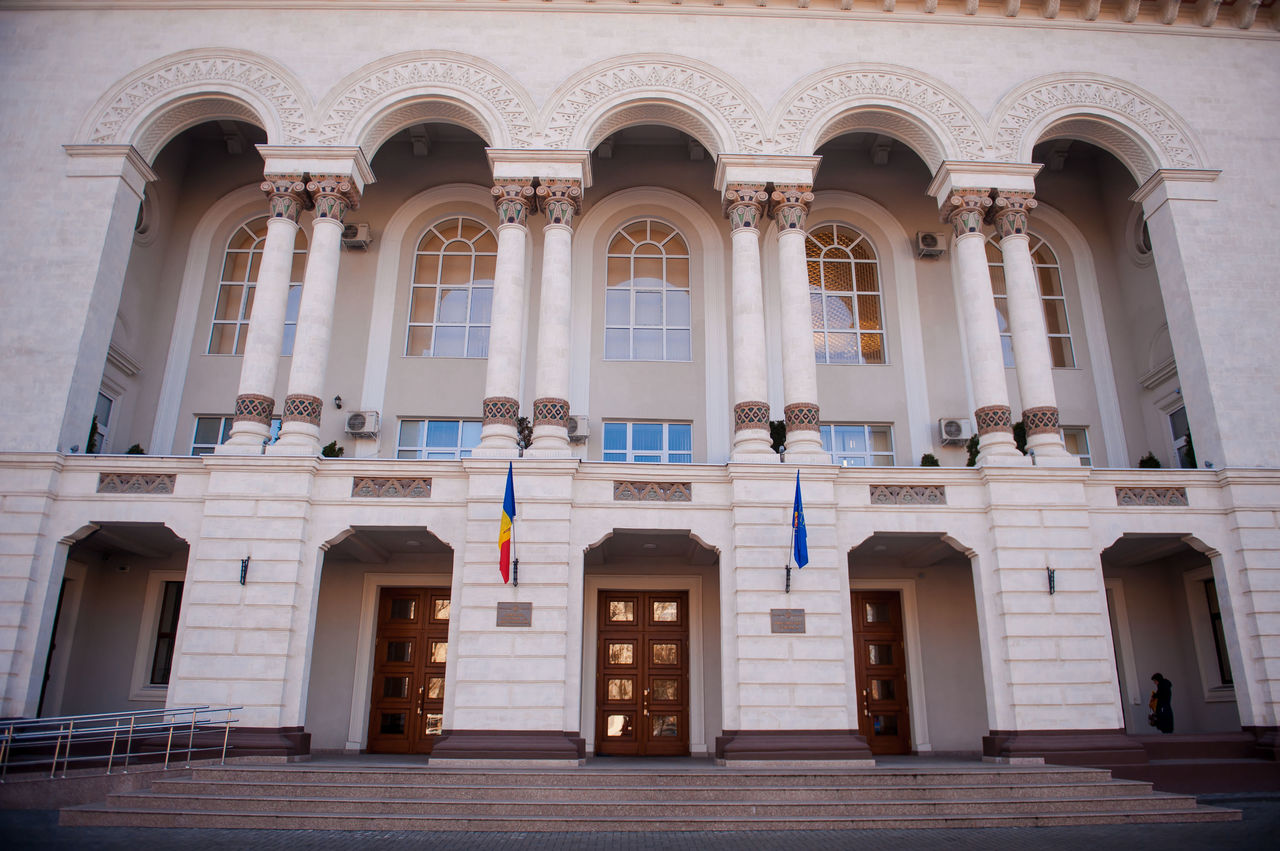 Инга Григориу просит прокуратуру ответить на вопросы комиссии по "Ландромату".