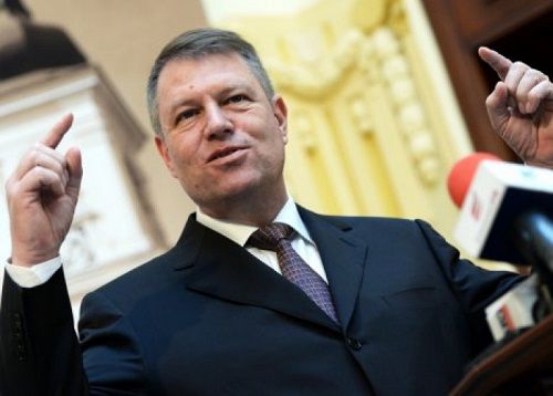 Румынский лидер также попросил Париж поддержать усилия Румынии по присоединению к Шенгенскому пространству.