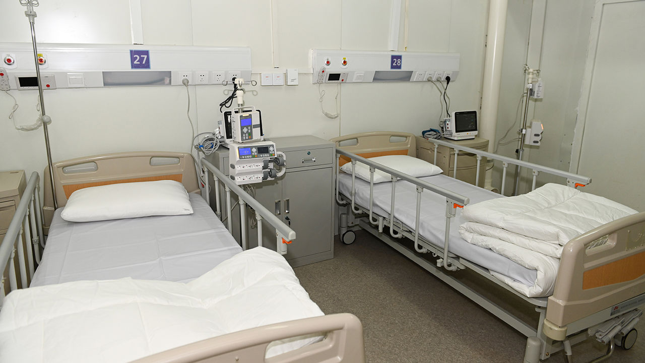 В больницах Ухани не осталось ни одного пациента с COVID-19.
