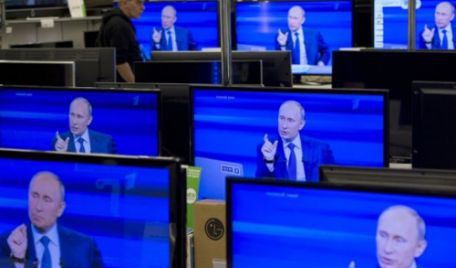 Cererea a fost adresată Parlamentului, Guvernului şi Consiliului Coordonator al Audiovizualului, iar numărul celor care semnează este în creştere continuă.