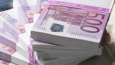Деньги будут предоставлены в три транша.