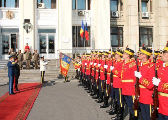 Молдавский чиновник выполняет двухдневный визит в Румынию по приглашению начальника Генерального штаба румынской армии.