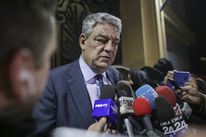 Премьер-министр Румынии Михай Тудосе ушел в отставку.