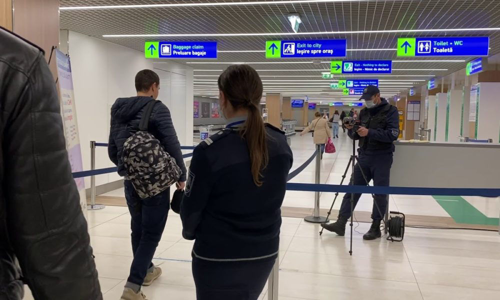 В Погранполиции подтвердили побег гражданина Турции из международного аэропорта Кишинева.