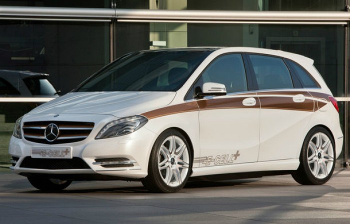 Daimler cooperează cu Ford şi Alianţa Renault-Nissan în domeniul vehiculelor alimentate cu hidrogen.