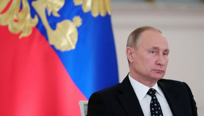 Путин подписал закон об ужесточении наказания за вербовку террористов.