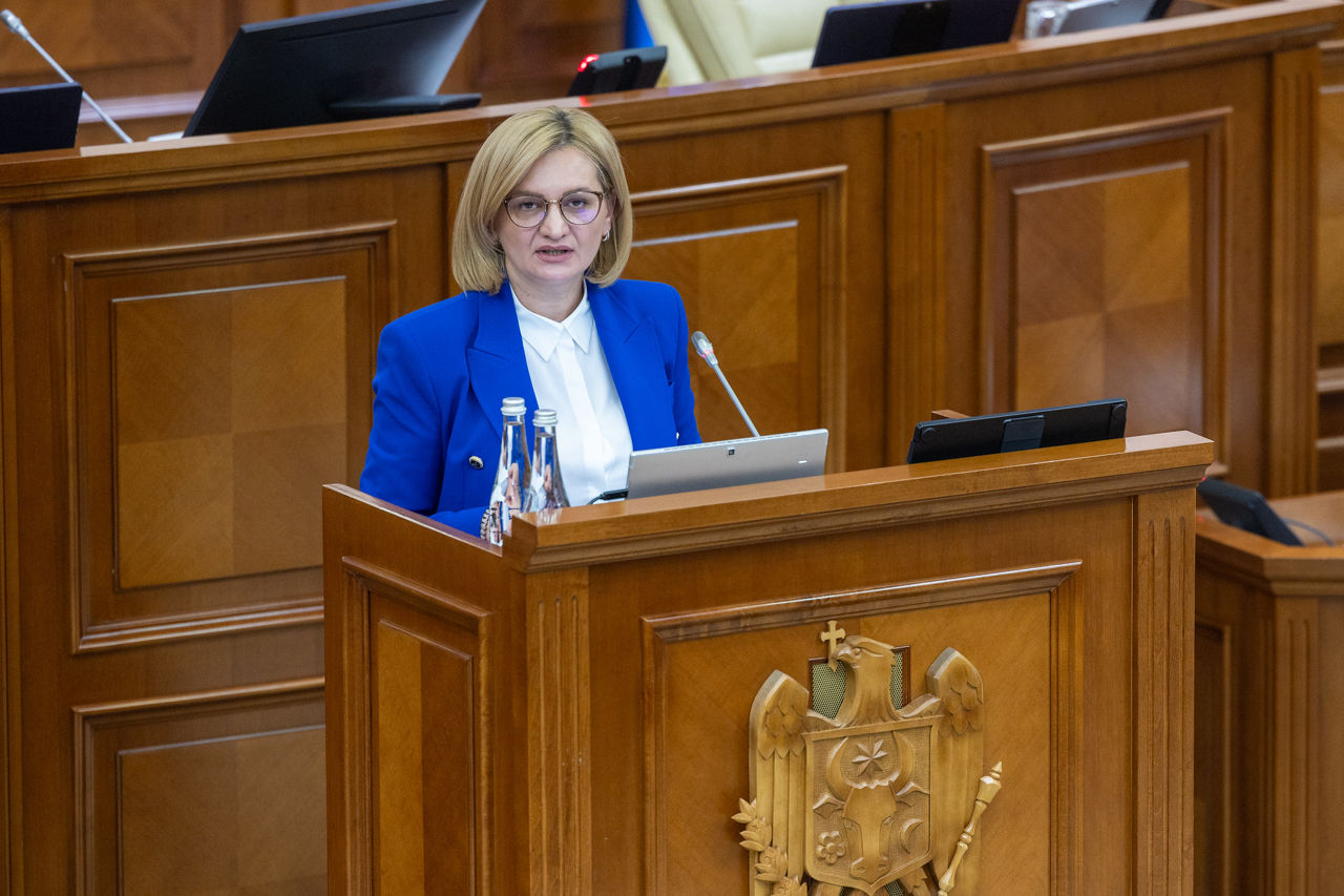 PAS a refuzat să asculte raportul Guvernului pe 100 de zile: Nu mai e la modă.