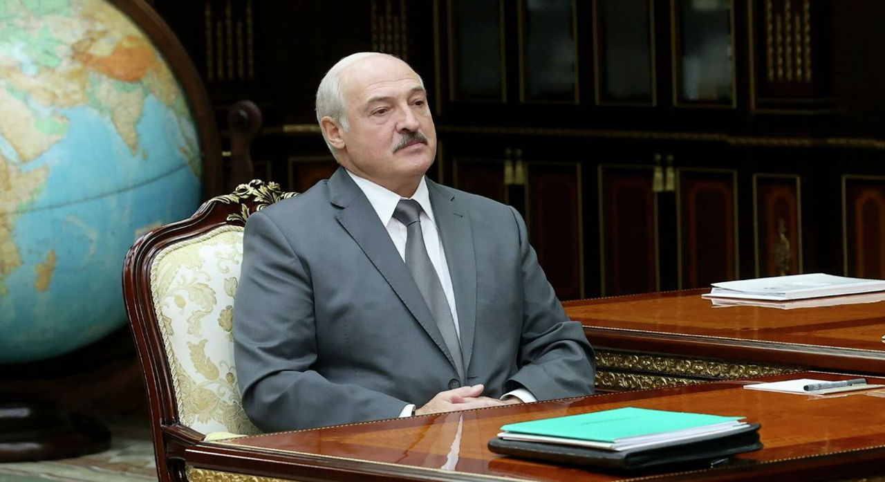 Лукашенко: У Беларуси есть вооружение для защиты от украинских беспилотников.