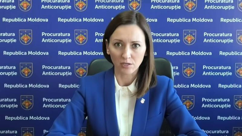 Драгэлин вернулась в юридическую фирму в США, где ранее работала.