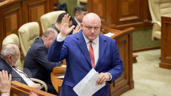 БКС обжалует назначение Мержана главой Агентства по рассмотрению жалоб.