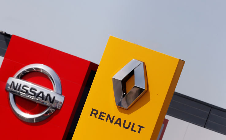 Nissan готовится выйти из альянса с Renault