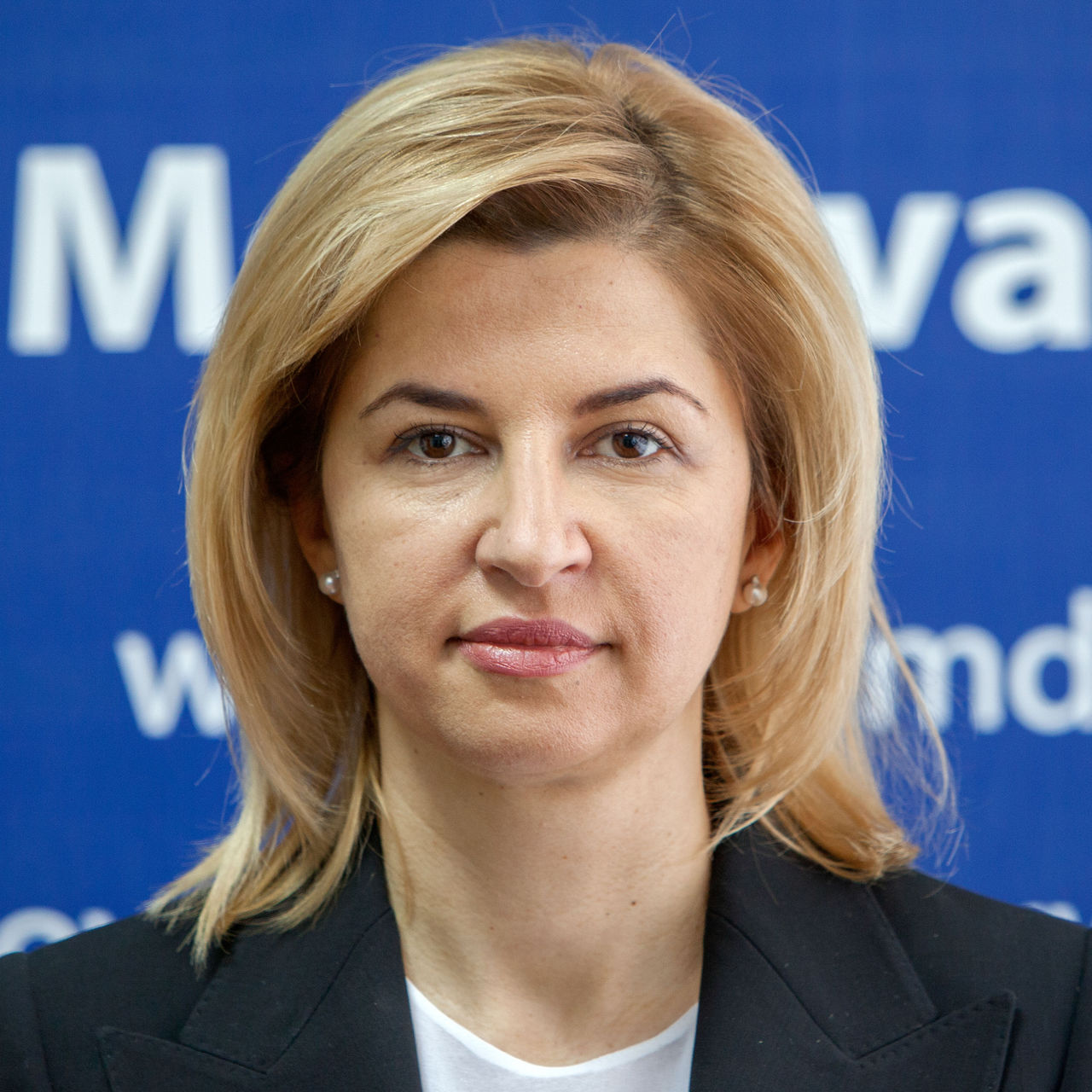 Irina Vlah susține că se cunoaște de fapt cine stă în spatele și cine a fost complice la furtul miliardului. Foto: gov.md
