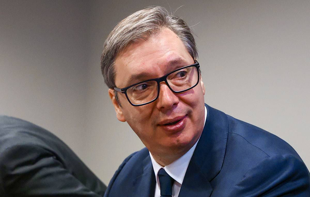 Вучич заявил, что вопрос сербских номерных знаков в Косове до сих пор не решен.