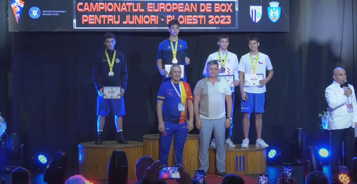 Молдавский боксер Данила Гуранда завоевал золото на чемпионате Европы.