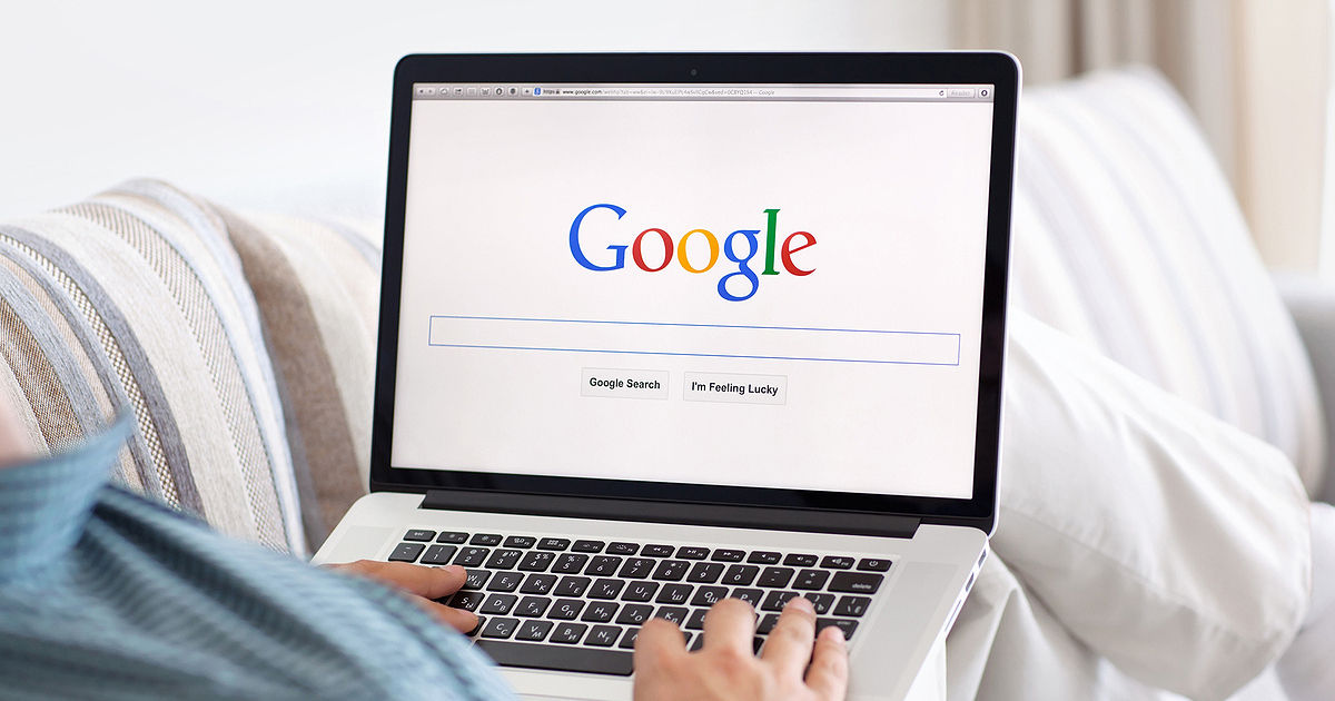 В 2023 году молдаване чаще всего искали в Google погоду и сериалы. Коллаж: Point.md