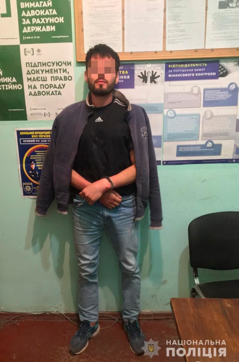 На Украине задержали молдаванина, который бросил гранату в толпу.