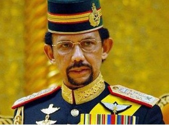 67-летний султан Брунея Хассанал Болкиах.