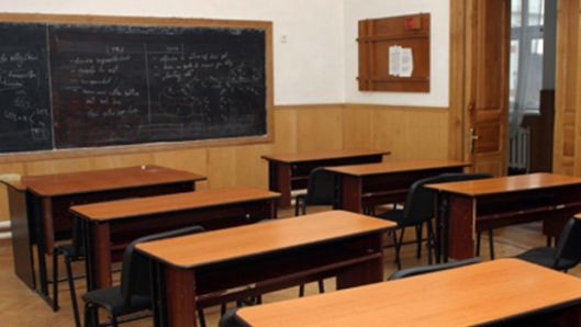 Decizia Ministerului Educaţiei a fost luată ca urmare a recomandărilor formulate de premierul