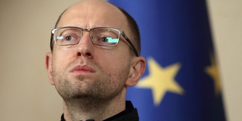 Яценюк: Власть знает, что делать и осознает полноту ответственности.