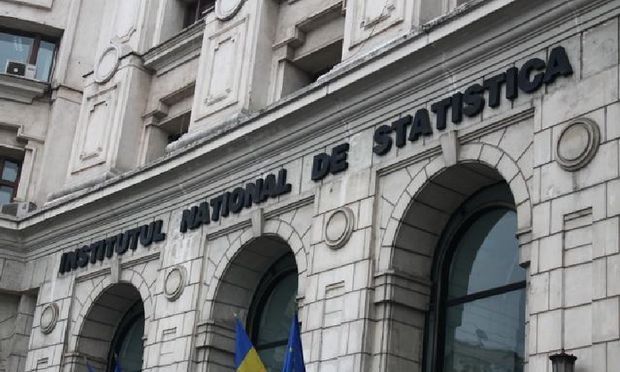 По данным Национального института статистики Румынии резидентское население страны уменьшается.