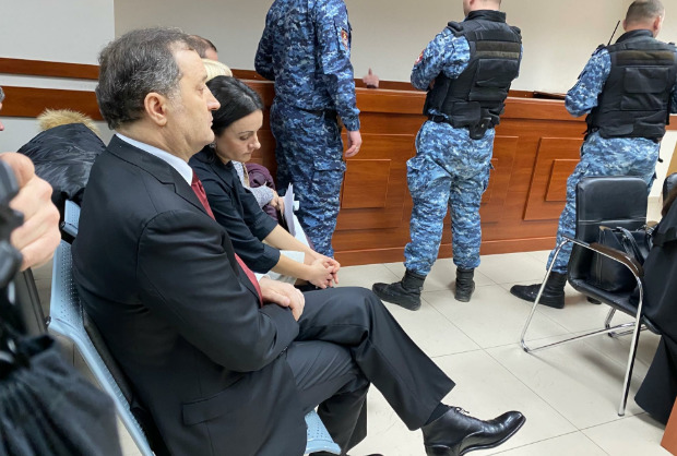 Заседание по делу Филата прервали из-за скандала в зале суда.