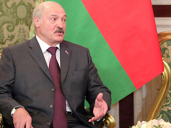 В Киеве президента Белоруссии Александра Лукашенко «встретили» пикетом. 