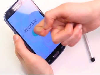 Технология получила название FingerSense. 