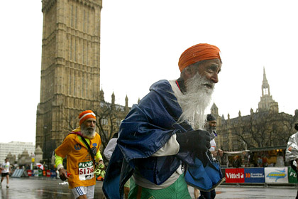 Фауджа Сингх Фото: Paul Hackett / Reuters