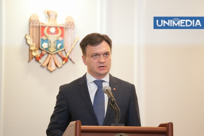 Întru susținerea moțiunii s-au expus 31 de deputați, relatează UNIMEDIA.