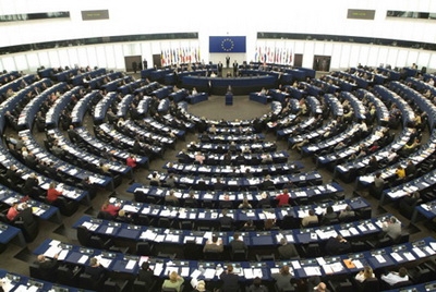 Rezolutia are doar o valoare politica si nu obliga autoritatile europene sa urmeze recomandarile deputatilor europeni.