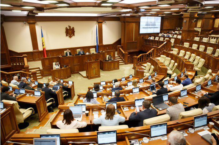 В закон о госбюджете на 2022 год внесены изменения.