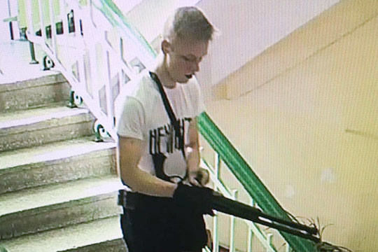 Отмечается, что похороны состоятся только через две недели.