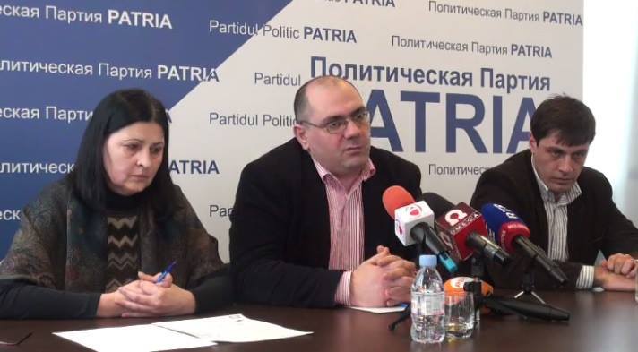 Поиски гречки в партии Patria увенчались обысками у активистов.