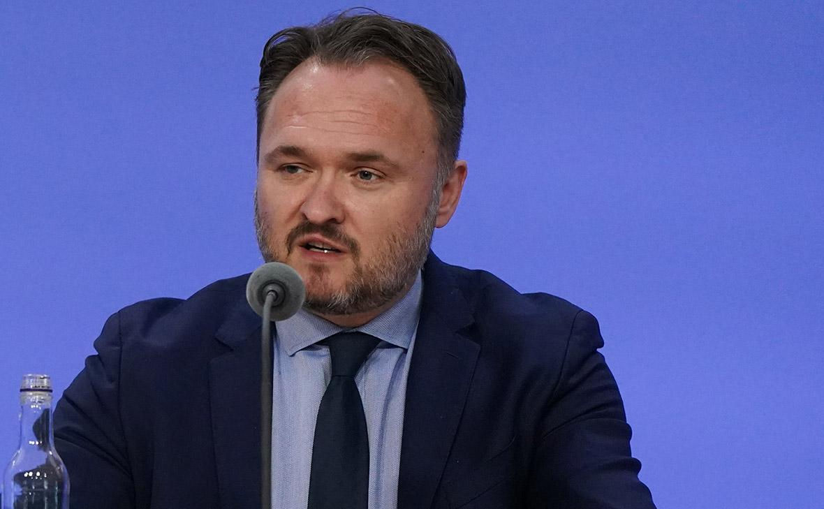 Comisarul UE pentru Energie afirmă că obiectivul său este întreruperea tuturor legăturilor cu Rusia.