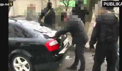 Если мужчин признают виновными, им грозит от семи до 15 лет тюремного заключения.